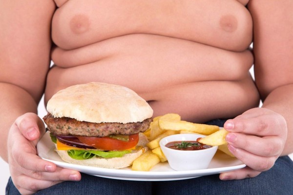 Crianças brasileiras estão mais altas e mais obesas
