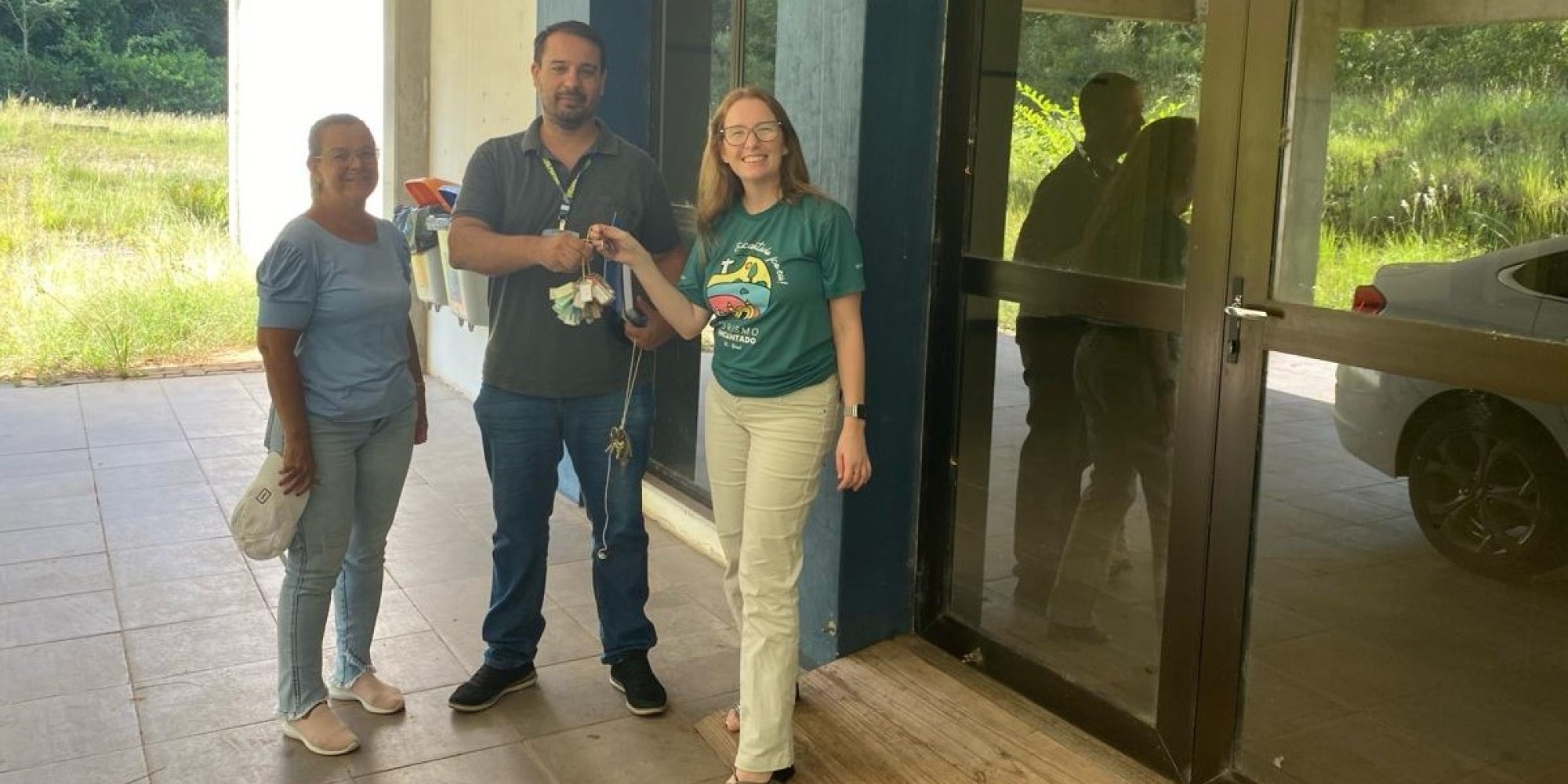 Prefeitura de Encantado recebe as chaves do prédio da Univates