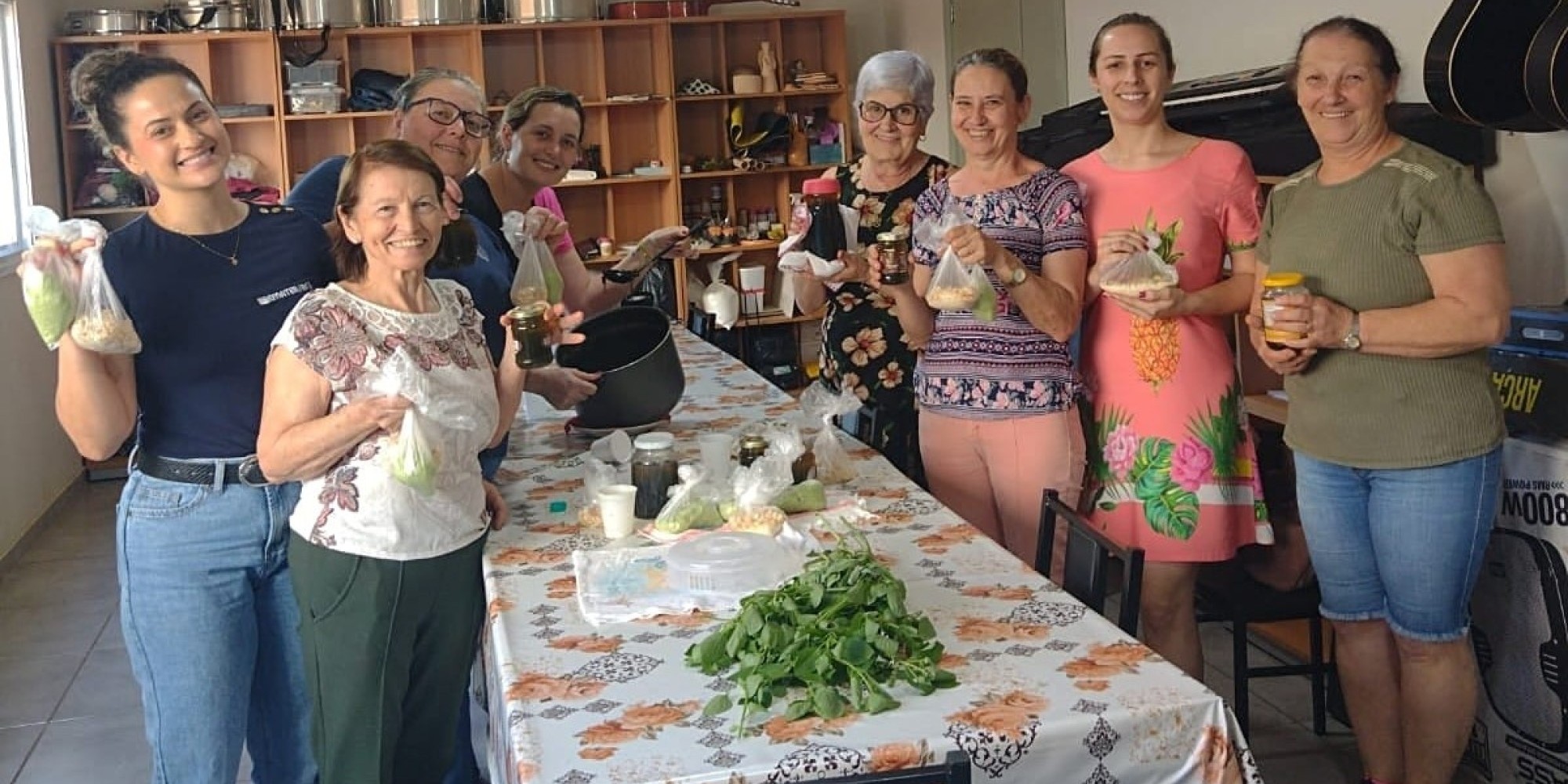 Curso de Plantas Bioativas e Medicinais empodera mulheres de Muçum