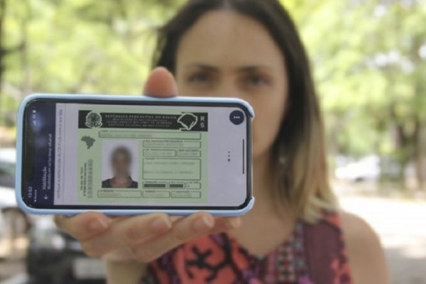  A CNH-e é acessível offline, mas é preciso estar atento ao nível de bateria e funcionamento do aparelho