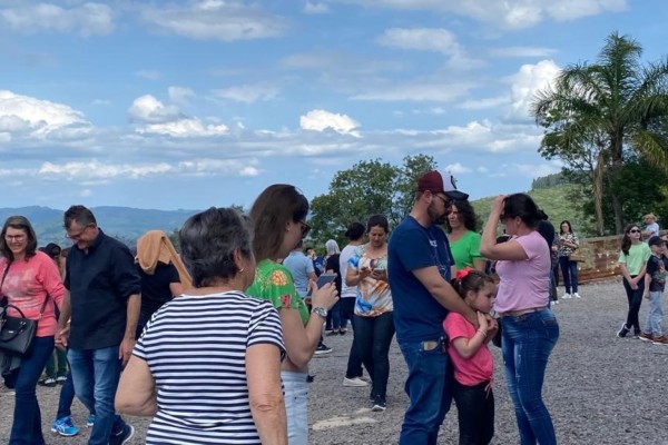 Cristo Protetor recebeu pelo menos 4 mil visitantes no feriadão