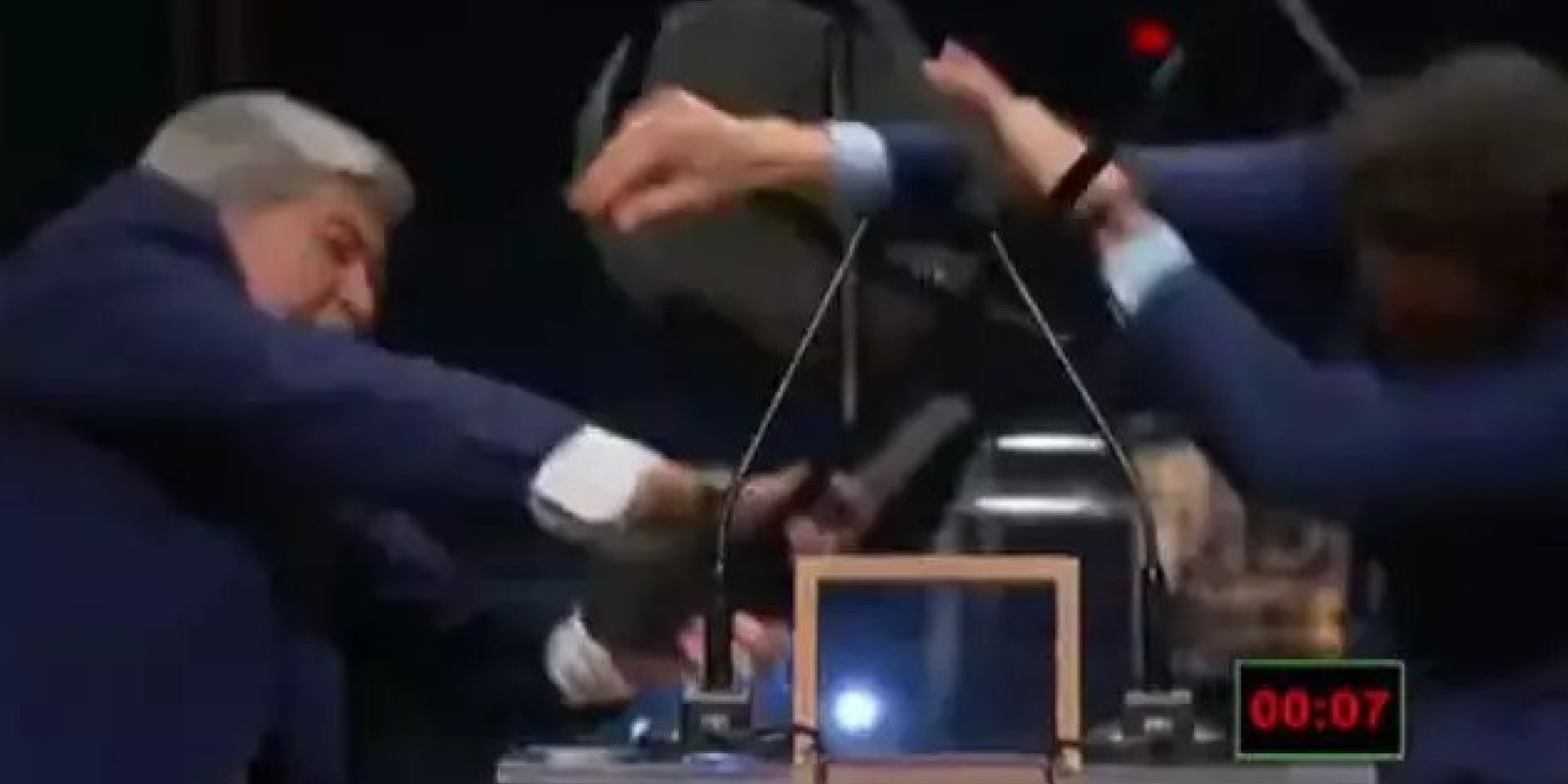 Debate à prefeitura de São Paulo tem cadeirada de Datena em Pablo Marçal