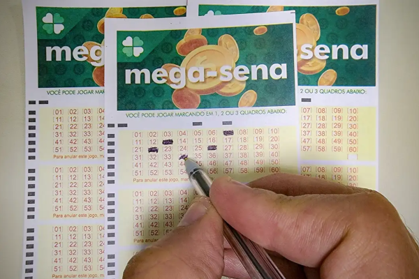 Mega-Sena não tem ganhador; prêmio acumula e vai a R$ 16 milhões