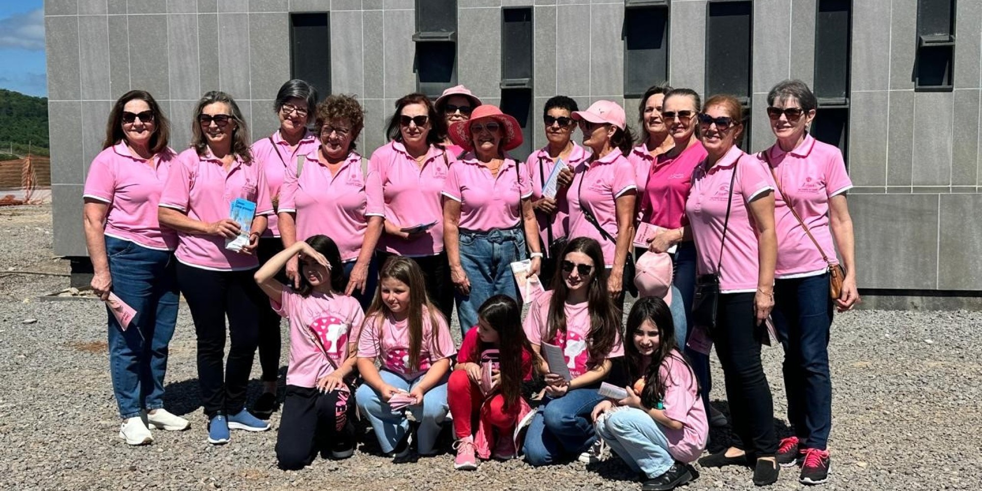 Outubro Rosa no Cristo Protetor: Liga de Combate ao Câncer promove conscientização