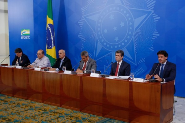 Coletiva de imprensa para tratar sobre as ações de enfrentamento no combate ao coronavírus