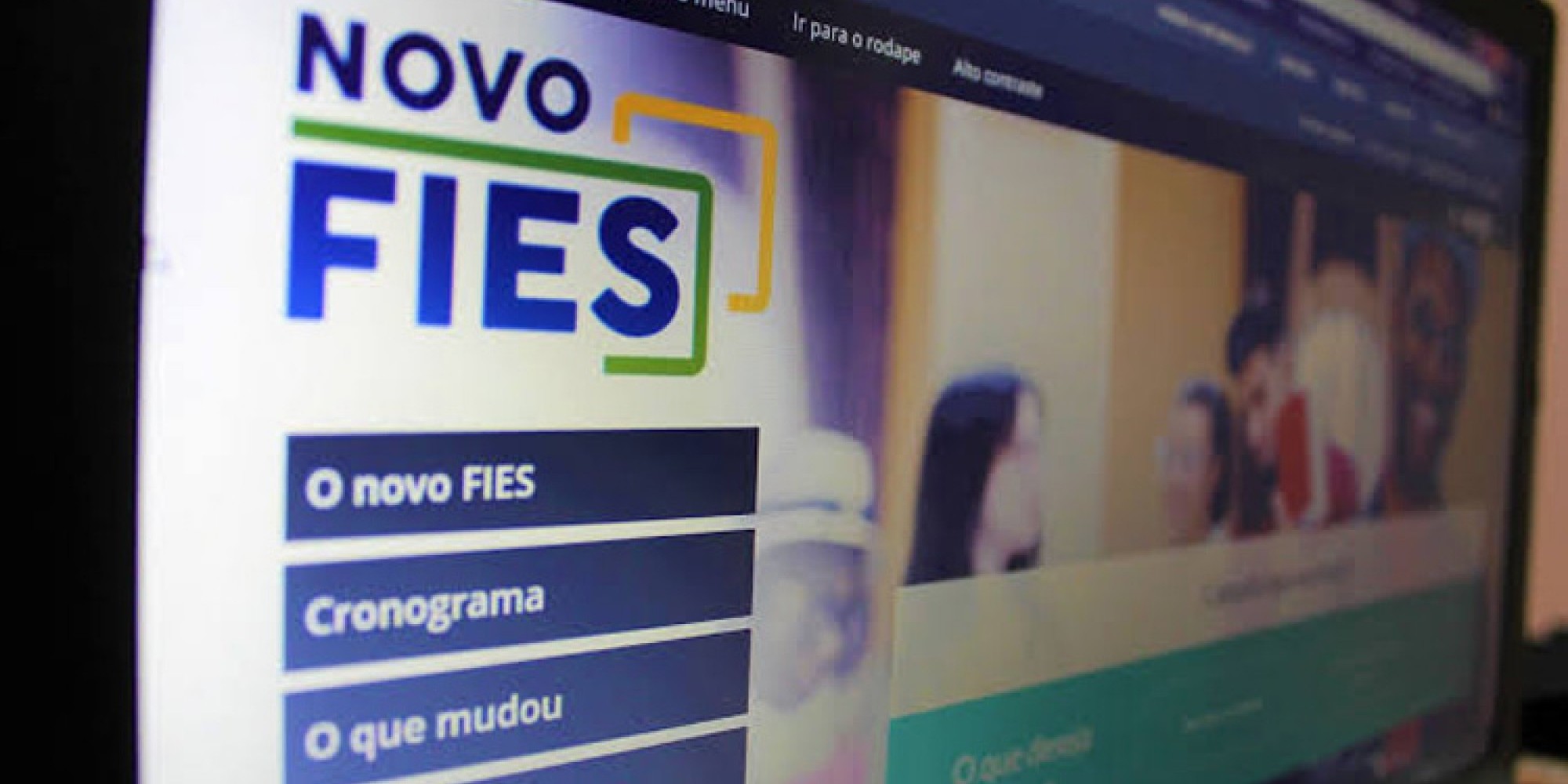 Os candidatos deverão se inscrever, exclusivamente, pela página do Fies Os candidatos deverão se inscrever, exclusivamente, pela página do Fies