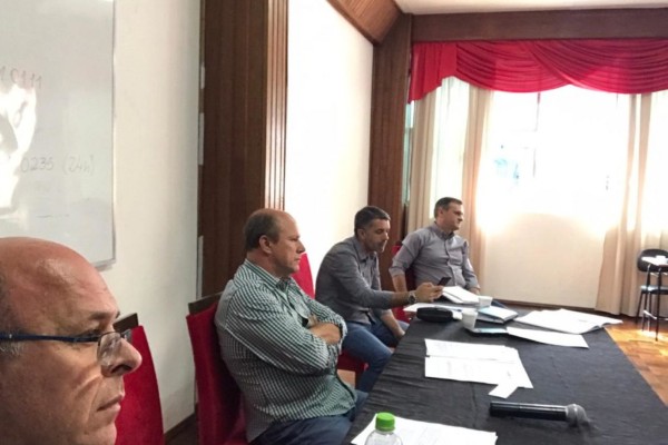 Vale do Taquari terá toque de recolher e lojas fechadas 