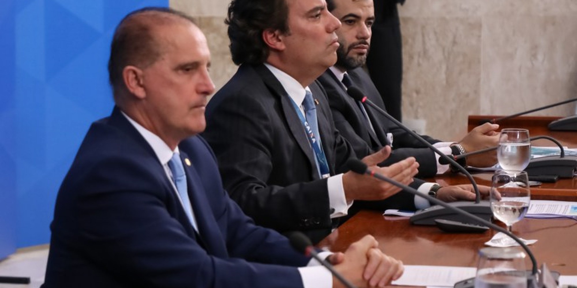 Coletiva de imprensa com o ministro da Cidadania, Onyx Lorenzoni, e o presidente da Caixa Econômica Federal, Pedro Guimarães, no Palácio do Planalto sobre o pagamento do Auxílio Emergencial 