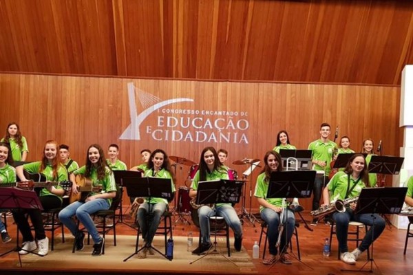 Aulas acontecem na Casa de Cultura de Encantado 