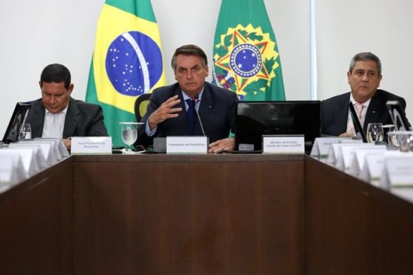 Presidente Bolsonaro editou Medida Provisória que criou o Programa Emergencial de Manutenção do Emprego e da Renda