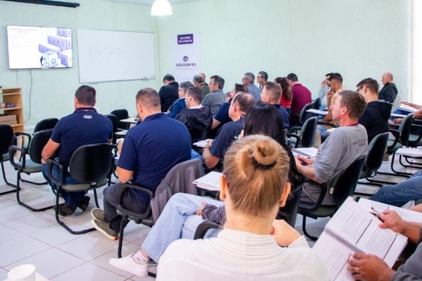 Líderes da Dália realizam treinamento sobre Gestão Pela Qualidade