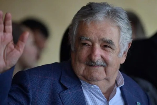Uruguai se despede de José Mujica com velório no Parlamento