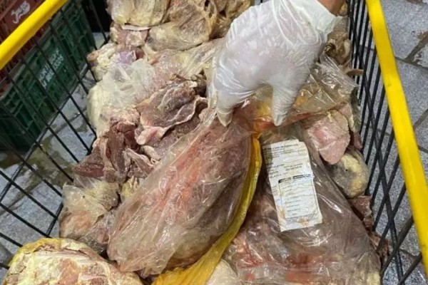 Fiscalização apreende 35 toneladas de alimentos impróprios no litoral do RS