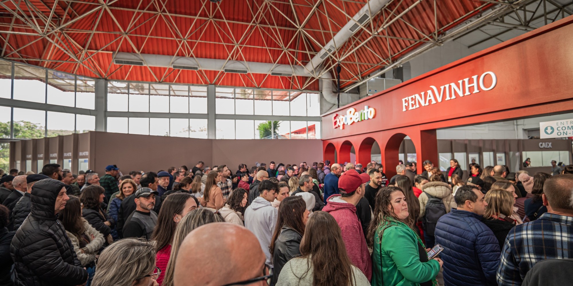 Público superior a 281 mil pessoas foi o maior já registrado pela feira e festa.