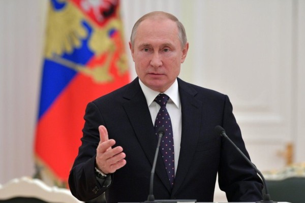 Putin afirma que só encerrará a guerra se a Ucrânia parar de resistir