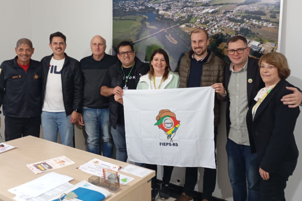 Roca Sales recebe visita da FIEPS que busca valorizar o esporte e atividade física