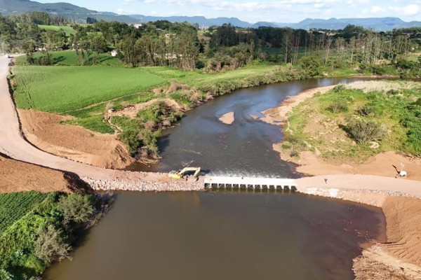 EGR avança frente de obras da nova travessia sobre o Rio Forqueta