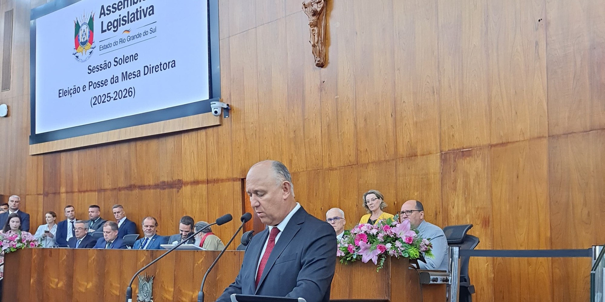 O deputado anunciou que sua gestão dará ênfase à necessidade do crescimento sustentável no Estado.
