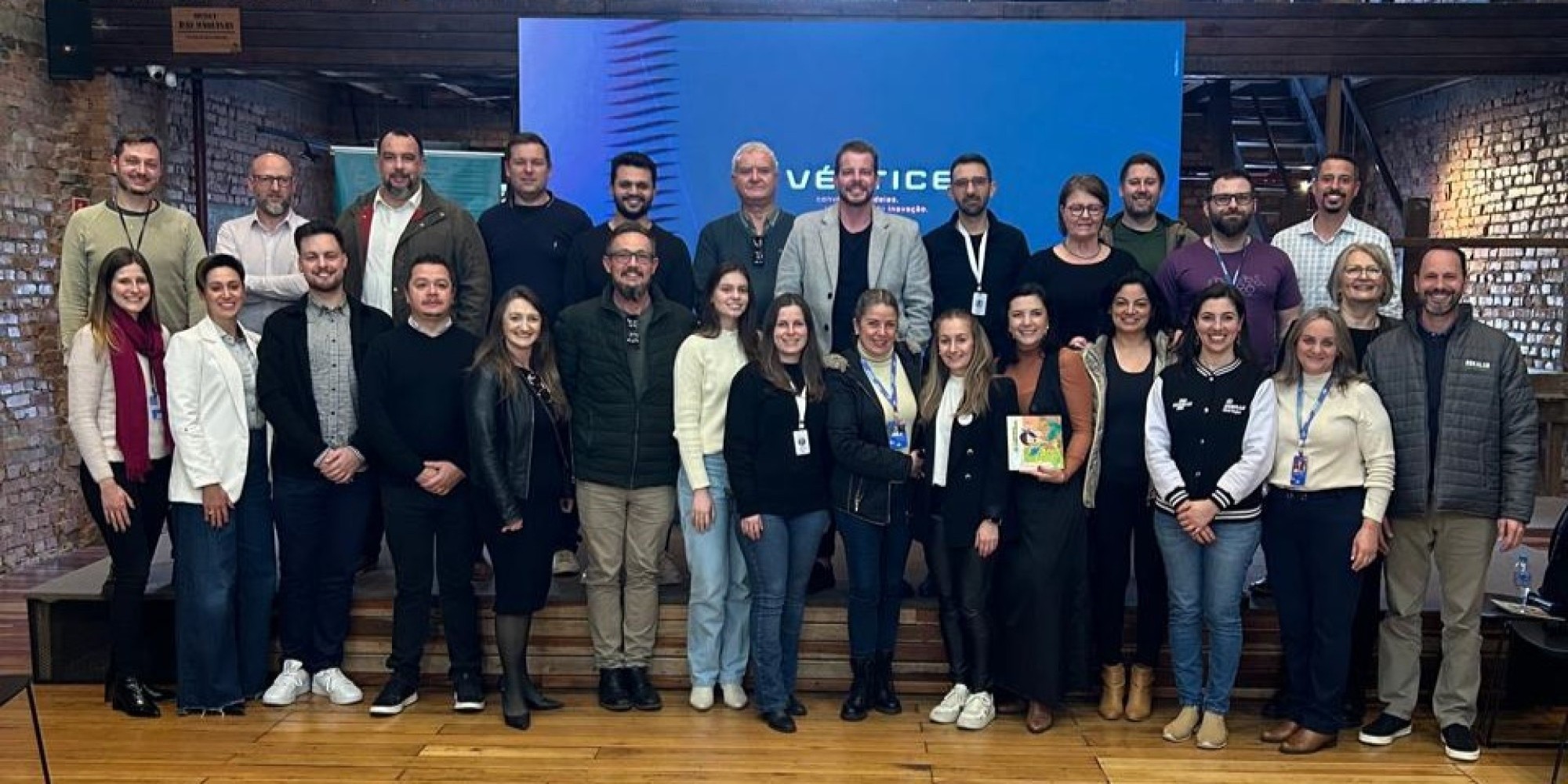 Eles acompanharam o funcionamento de ecossistema de inovação e identificaram ações adaptáveis localmente.