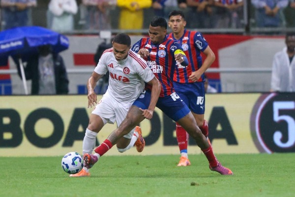 Equipe de Ramón Díaz foi derrotada por 1 a 0, nesta quarta (22), na Arena Fonte Nova, em jogo atrasado da 14ª rodada. O gol baiano saiu em rebote duplo de pênalti no primeiro tempo.