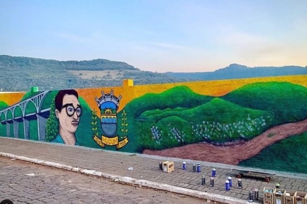  Arte de rua enaltece pontos turísticos e aspectos históricos