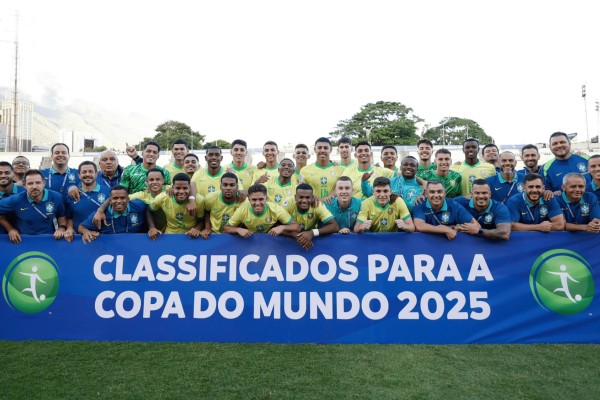 Na quinta-feira (13), a Seleção Canarinho vai enfrentar a Argentina, adversária direta pelo título do Sul-Americano.