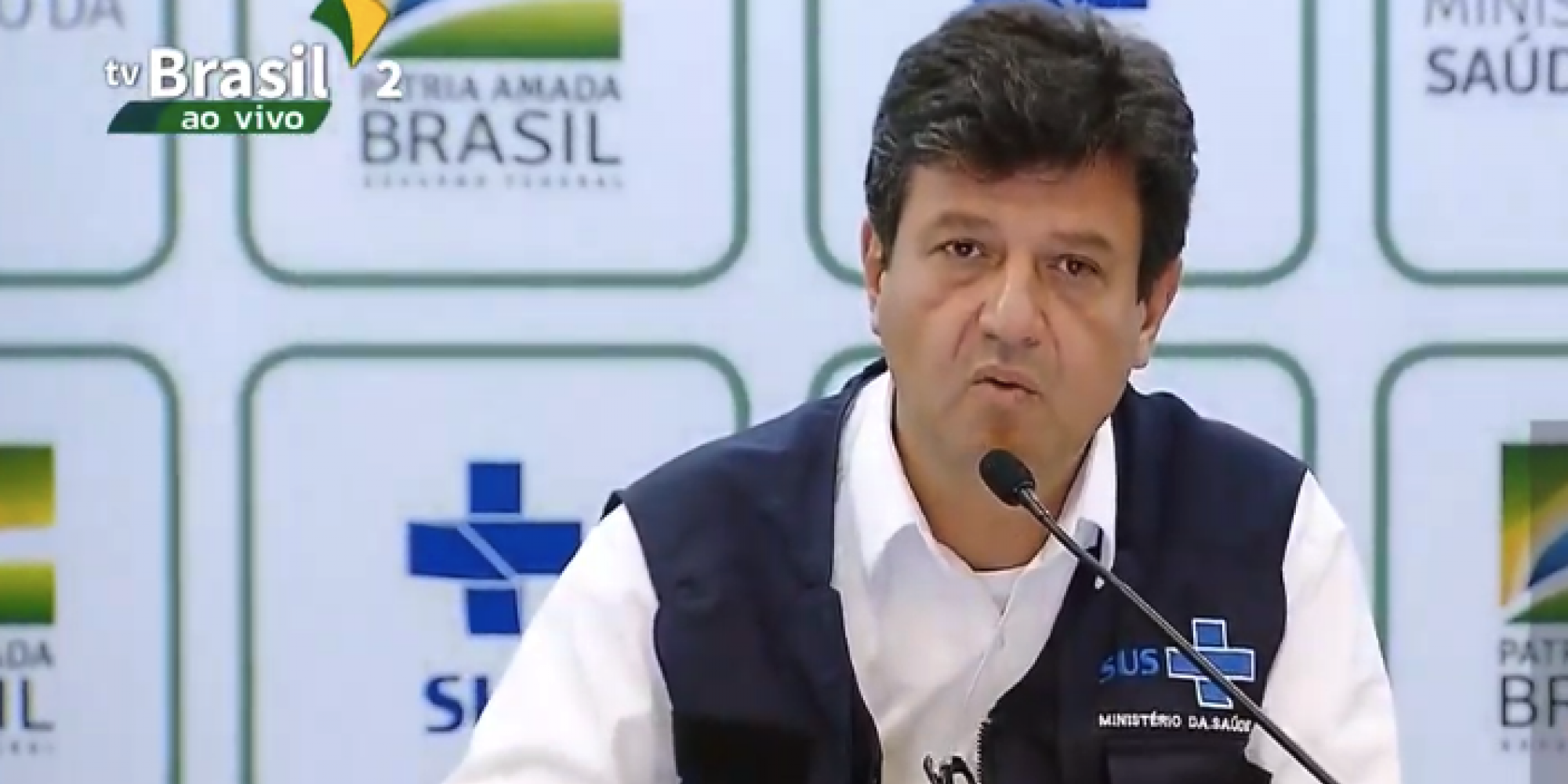 O ministro da Saúde, Luiz Henrique Mandetta, aconselha que quem comprou cloroquina sem prescrição médica deve devolver medicamento O ministro da Saúde, Luiz Henrique Mandetta, aconselha que quem comprou cloroquina sem prescrição médica deve devolver medicamento