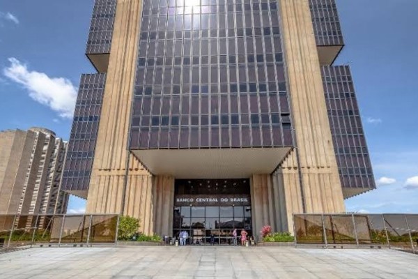 Para 2021, a estimativa de inflação se mantém em 3,75%