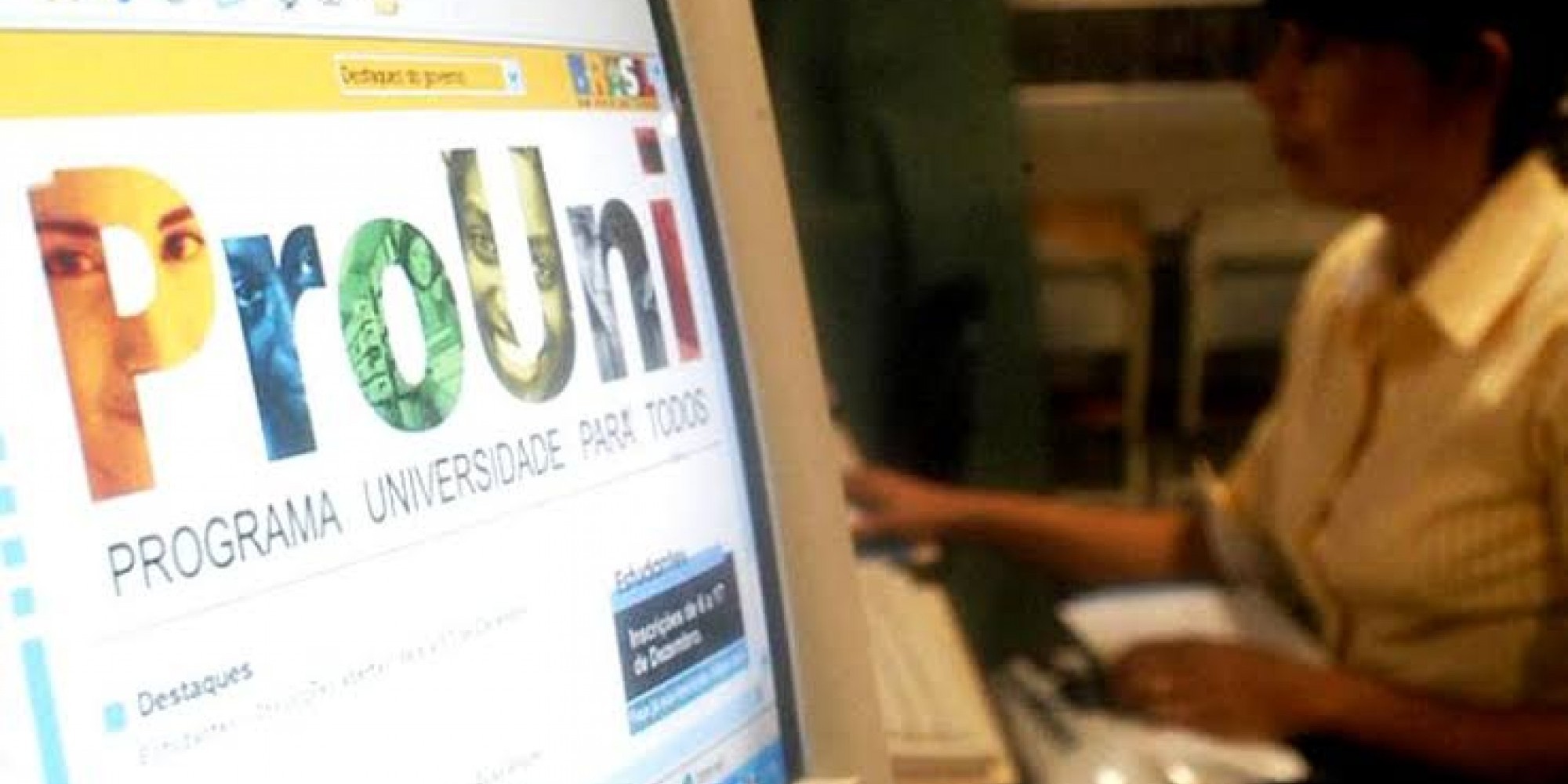 Podem participar os estudantes que fizeram o Exame Nacional do Ensino Médio 2019 e atendem aos requisitos do Prouni Podem participar os estudantes que fizeram o Exame Nacional do Ensino Médio 2019 e atendem aos requisitos do Prouni