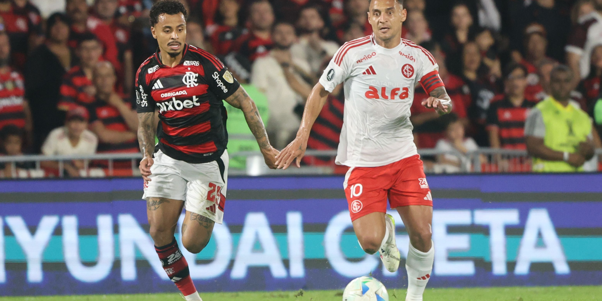 O Colorado sofreu pressão no primeiro tempo, melhorou após o intervalo, mas não evitou a derrota no Maracanã e precisará vencer por dois gols no Beira-Rio para avançar às quartas de final. O Colorado sofreu pressão no primeiro tempo, melhorou após o intervalo, mas não evitou a derrota no Maracanã e precisará vencer por dois gols no Beira-Rio para avançar às quartas de final.
