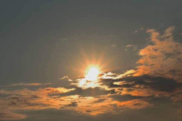 Fim de semana será de sol e chuva no Rio Grande do Sul