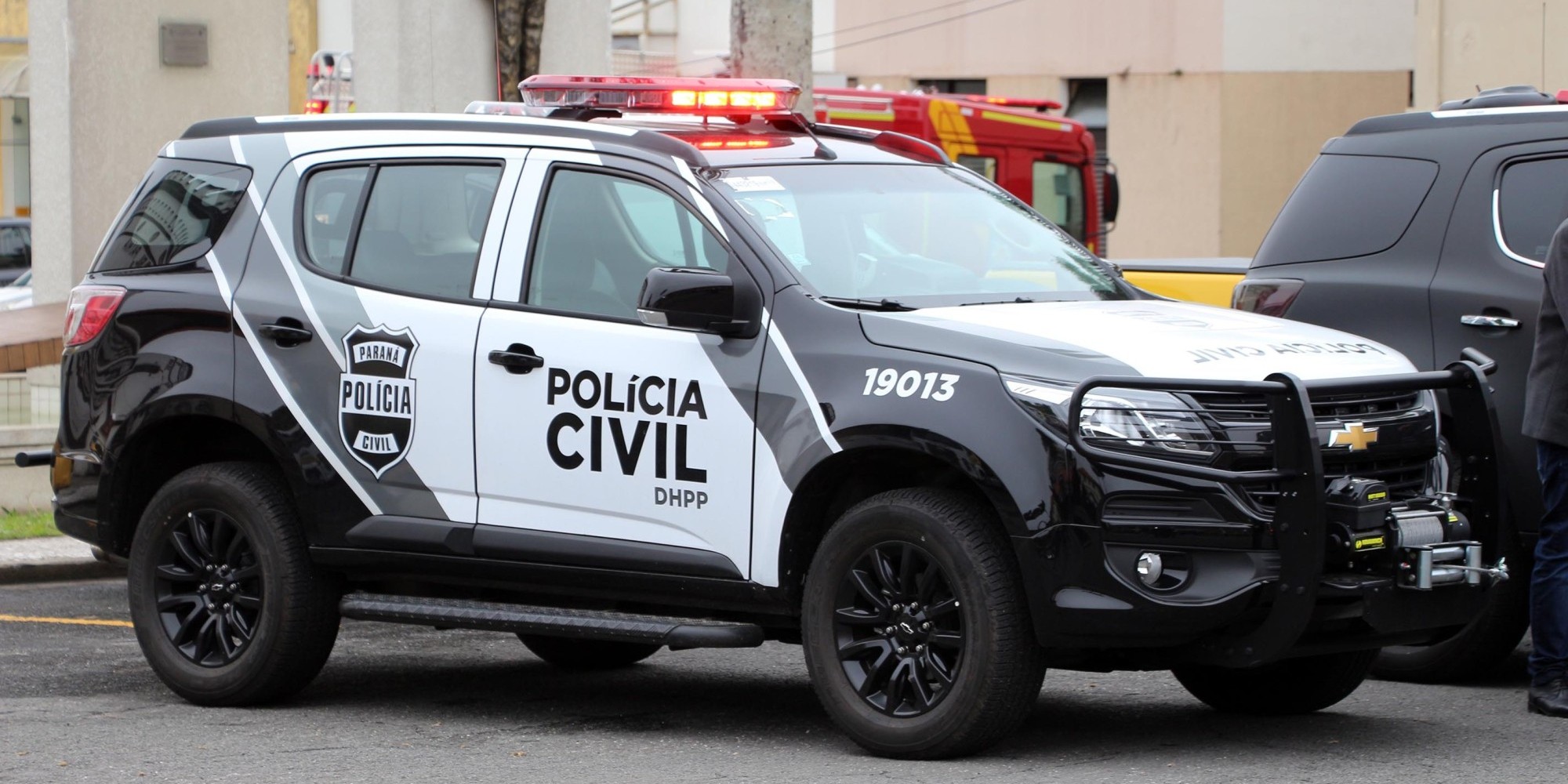 Casal estrangeiro é encontrado morto em apartamento de luxo