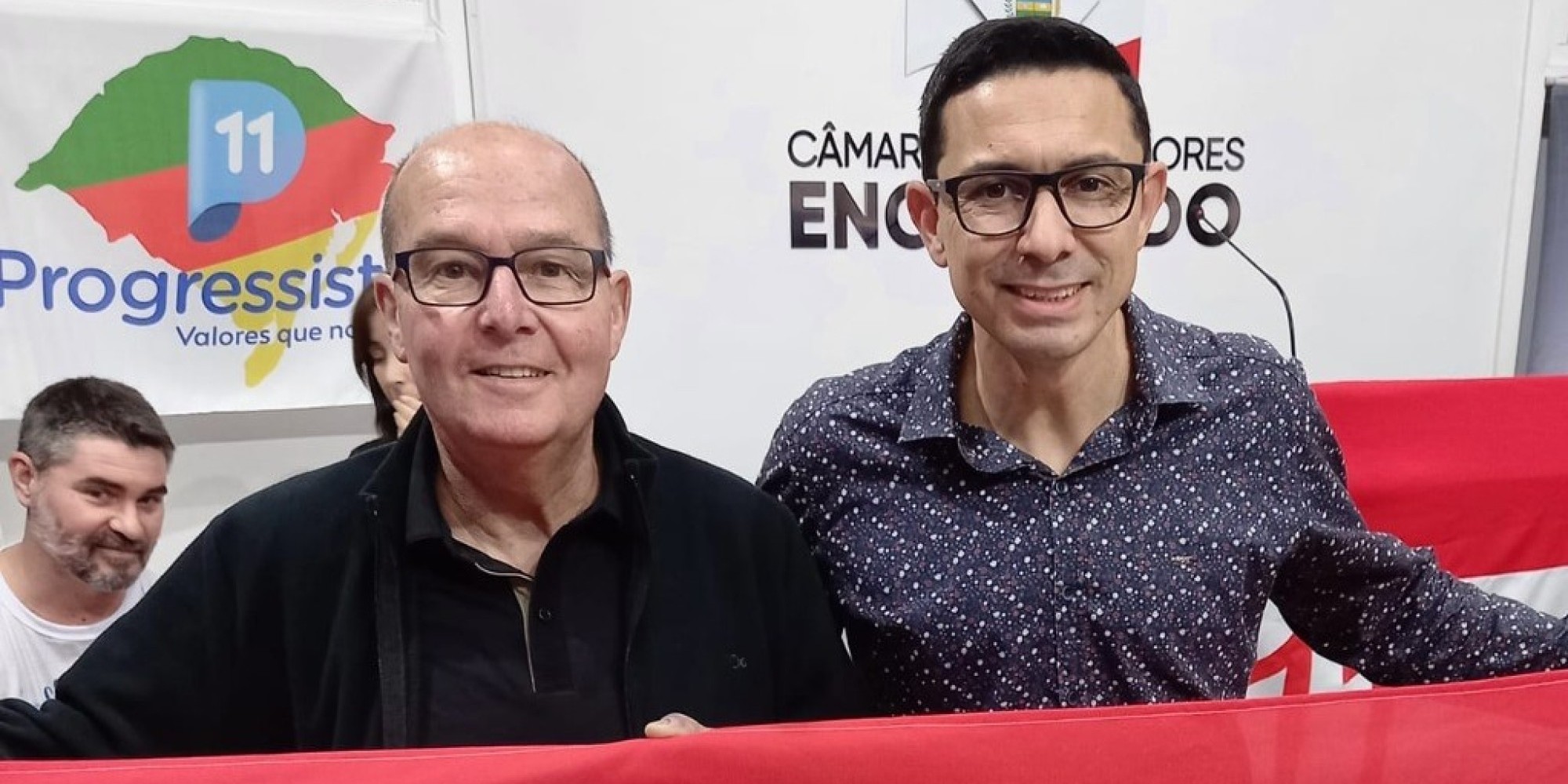 De acordo com o presidente do Progressistas (PP), Renato Dalberto, a coligação aguarda a oficialização da troca por parte da Justiça Eleitoral. De acordo com o presidente do Progressistas (PP), Renato Dalberto, a coligação aguarda a oficialização da troca por parte da Justiça Eleitoral.