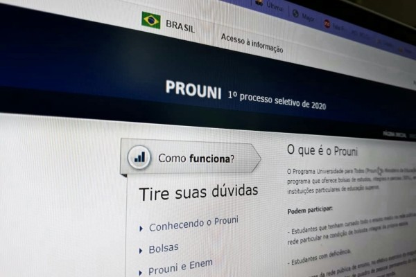  Pré-selecionados na 1ª chamada têm até o dia 3 de fevereiro para garantir a bolsa