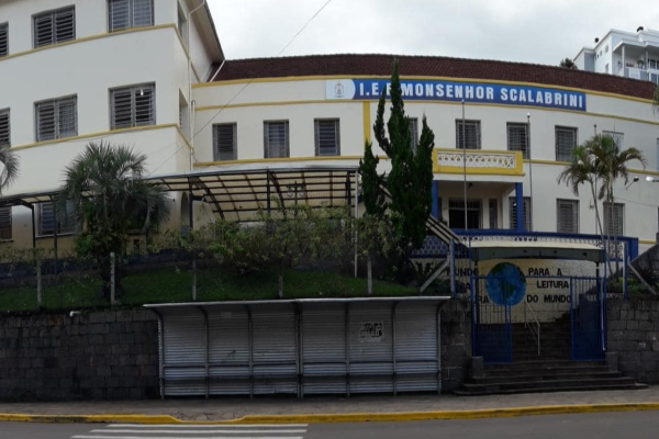 No Vale do Taquari, segundo a coordenadora regional da Educação, 95% das escolas estaduais são climatizadas e cerca de 19 mil alunos aguardam o retorno às aulas.